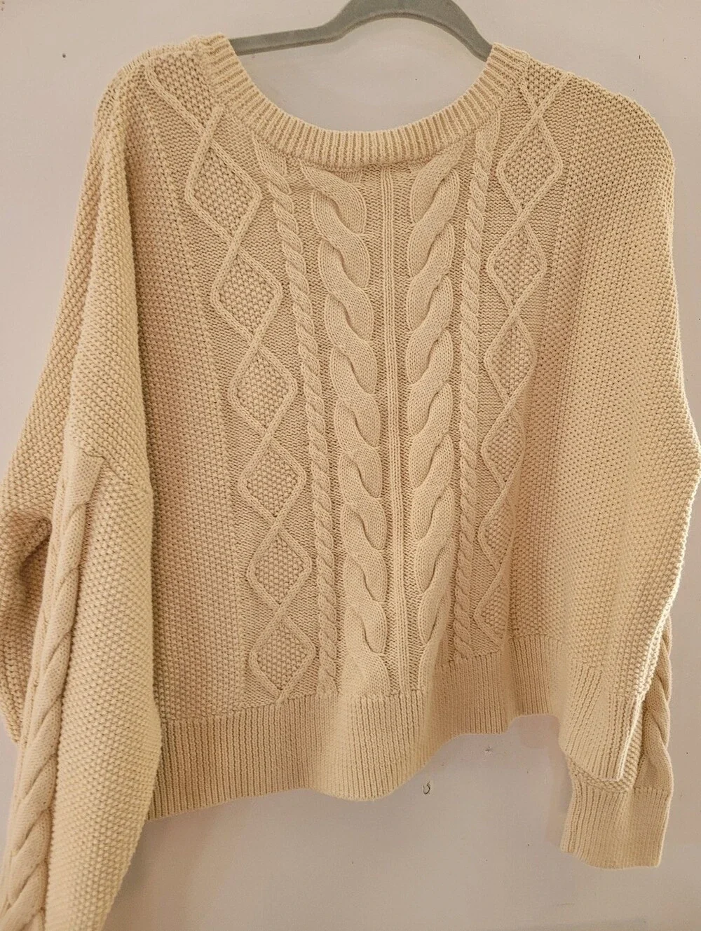 Cabi XL Fisherman Cream Cable Knit V-Neck Sweater
